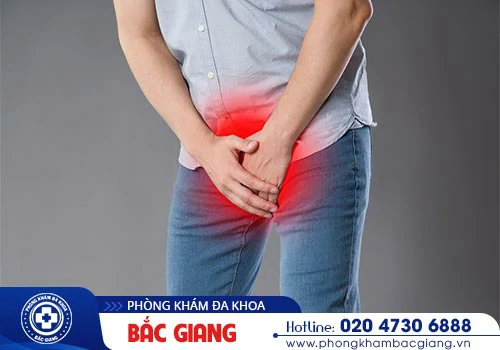 Rách bao quy đầu có biểu hiện gì? Có nguy hiểm không?